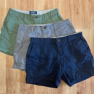 Old Navy Everyday Women’s Shorts, Size 2